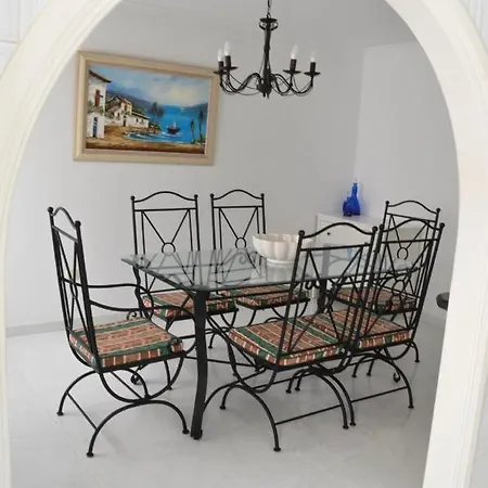 Tango House * Arona