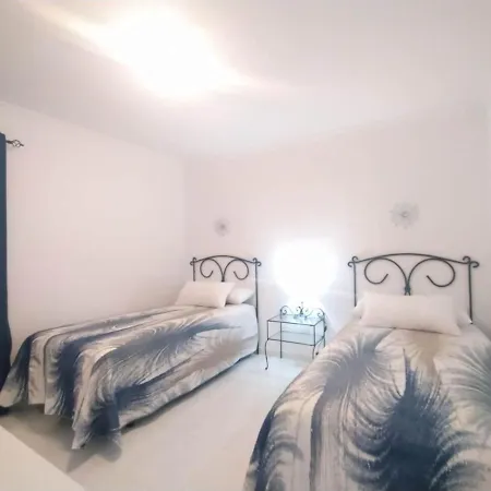 Guest house Tango House