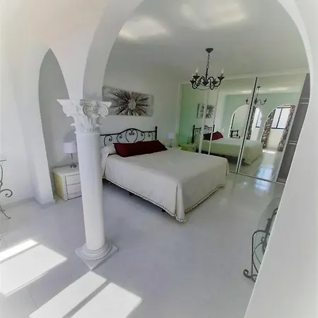 Pensionat Tango House Arona (Tenerife)