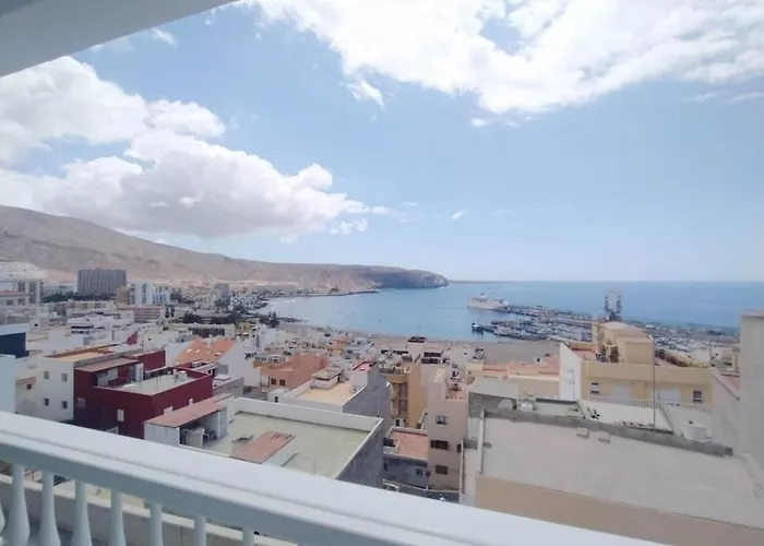 Tango House Penzion Arona (Tenerife)